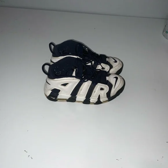 Nike Men's Black and White Air Athletic Shoes - Picture 1 of 5